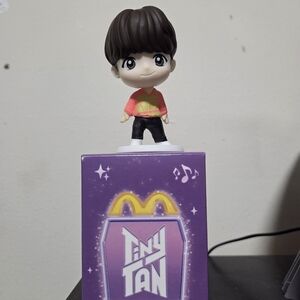 SUGA FROM BTS FIGURE.